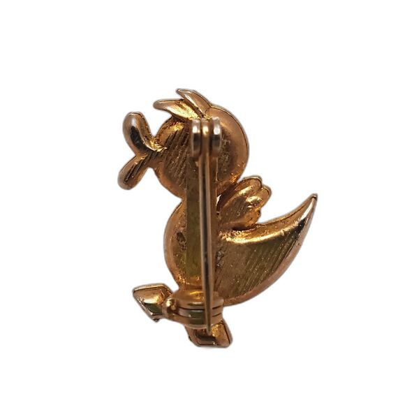 Vintage 1960s Small Enamel Cartoon Duck Pin Brooch Blue Red Gold Tone Cute - Picture 3 of 4